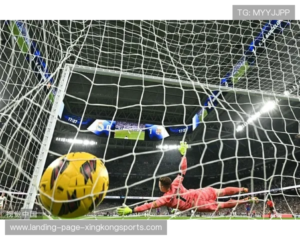 维尼修斯高速前插接球爆射:速度、技艺与风驰未来